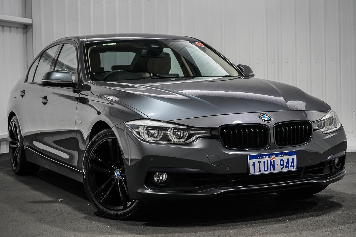 BMW 3 Series image 1