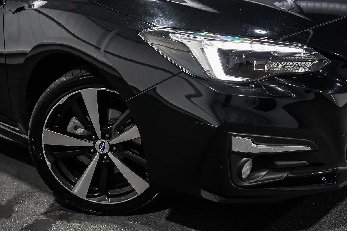 Subaru Impreza image 2