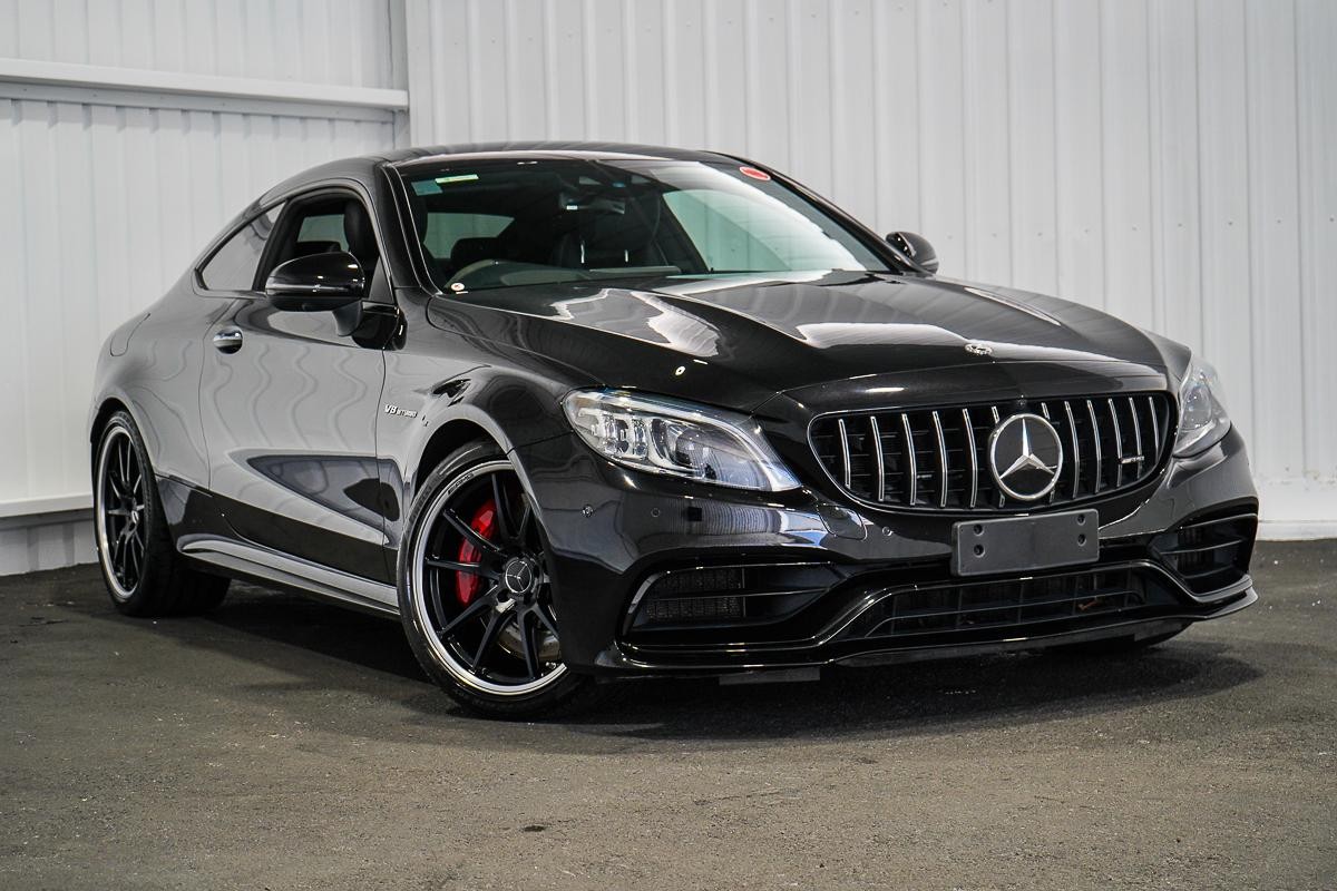 Mercedes Benz C-class image 1