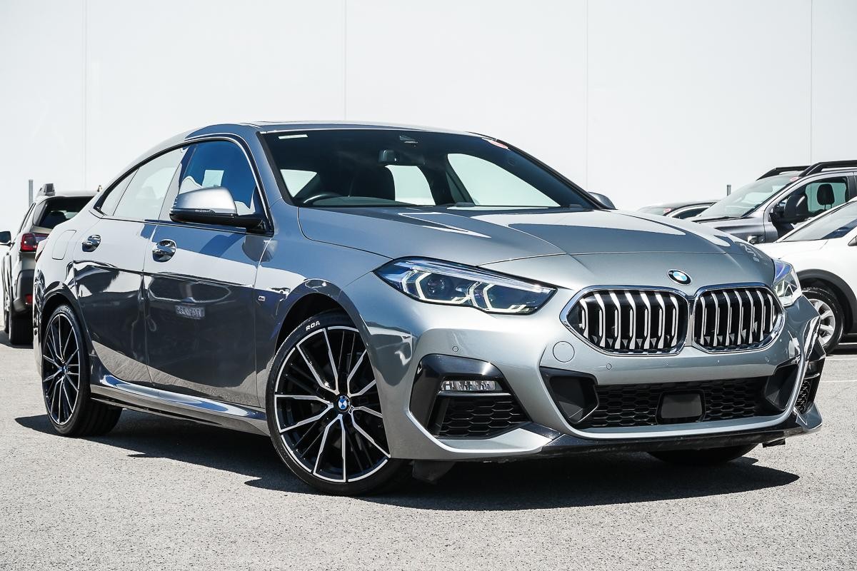 BMW 2 Series image 1