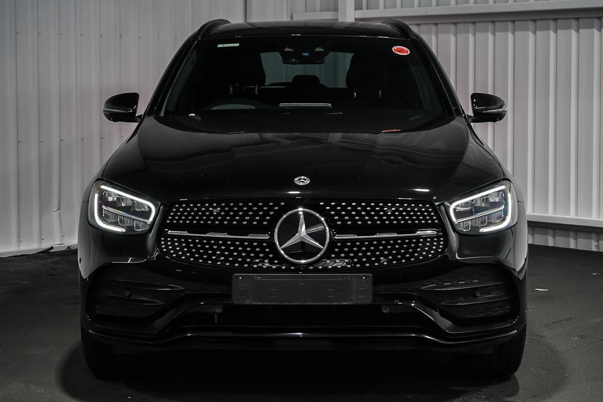 Mercedes Benz Glc-class image 3