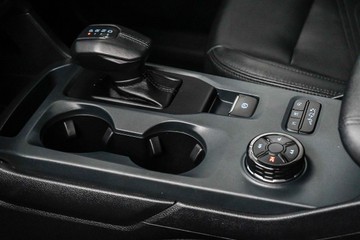 https://dvg-vehicle-assets.s3.amazonaws.com/1202323/ehhlbc3eynoniy05eev7ern9l.jpg