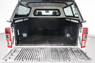 https://dvg-vehicle-assets.s3.amazonaws.com/1202379/3258oh3dm807xnyd94ftgrfkl.jpg