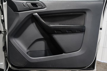 https://dvg-vehicle-assets.s3.amazonaws.com/1202379/c307mfnqtm9gek94h4mnpes72.jpg