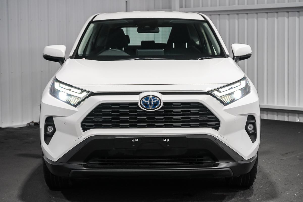 Toyota Rav4 image 3