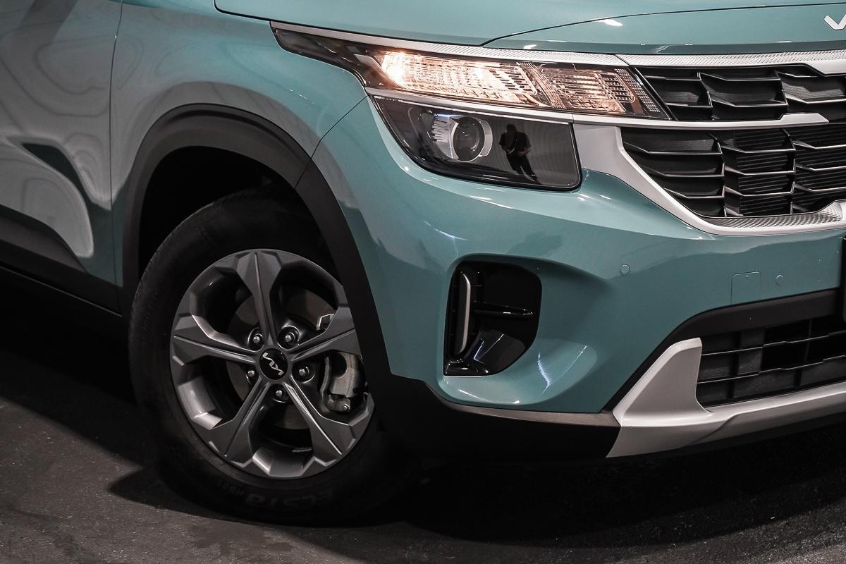 Kia Seltos image 2