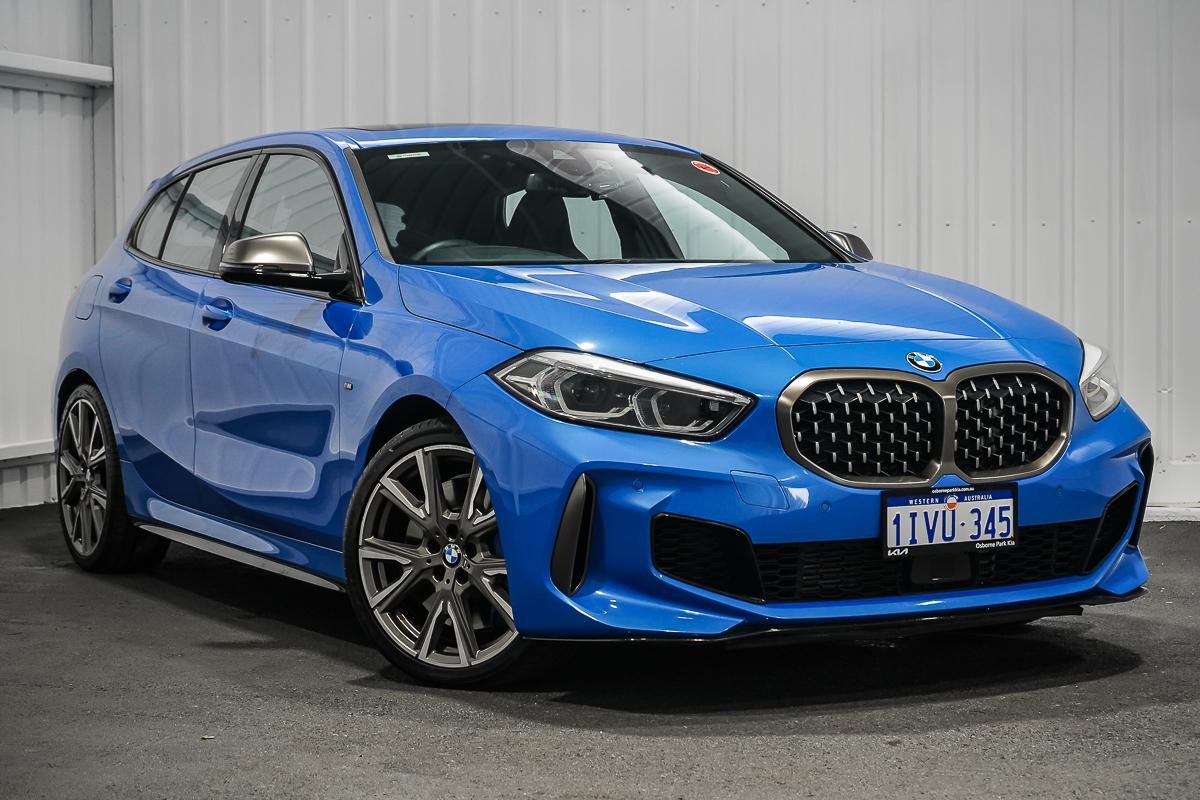 BMW 1 Series image 1