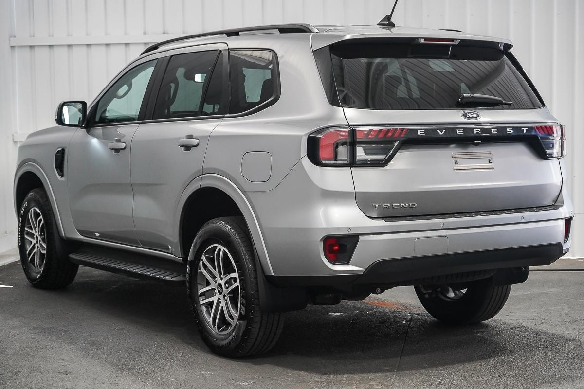 Ford Everest image 4