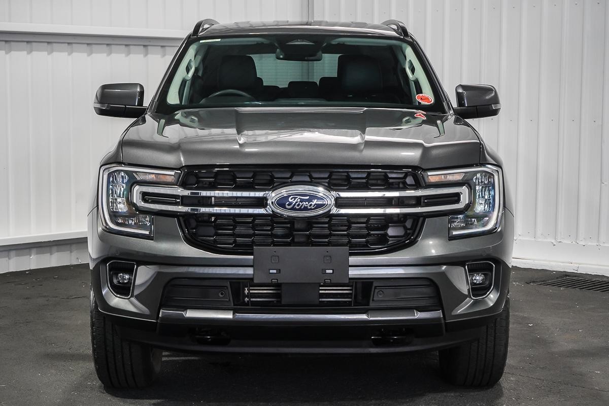 Ford Everest image 3