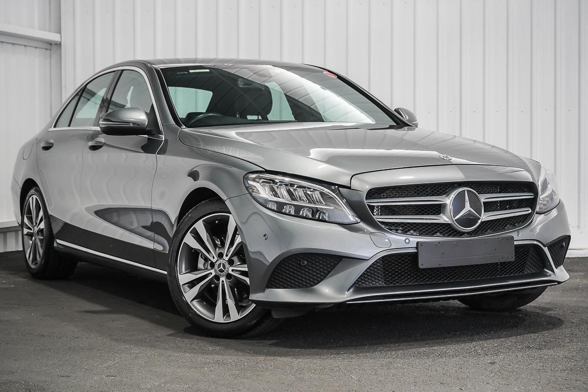 Mercedes Benz C-class image 1