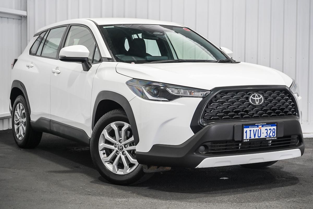 Toyota Corolla Cross image 1