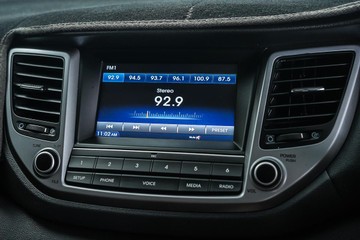 https://dvg-vehicle-assets.s3.amazonaws.com/1202533/2pms394uhi6b95zc7f15g0irp.jpg