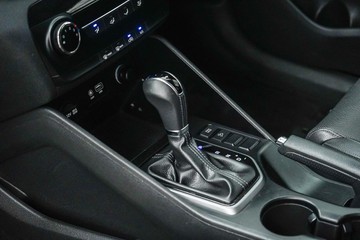 https://dvg-vehicle-assets.s3.amazonaws.com/1202533/iqhhgylmgb2xstg3v3edfa7h.jpg