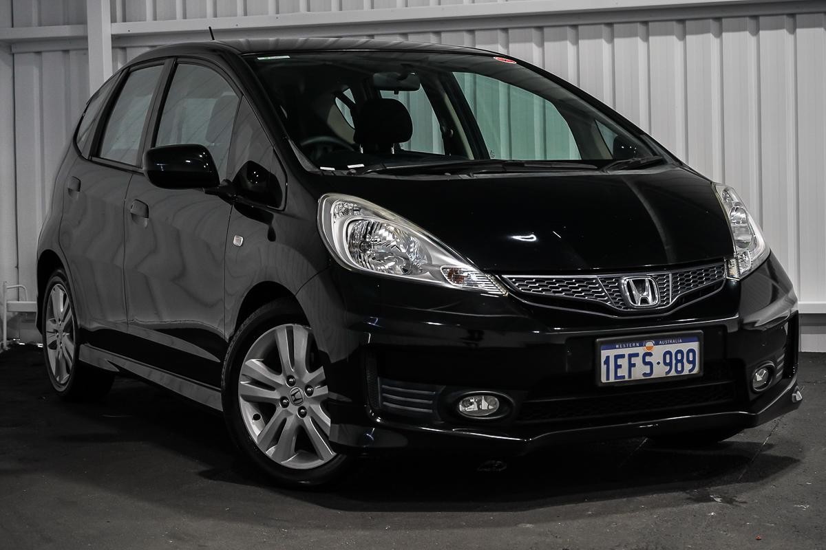Honda Jazz image 1