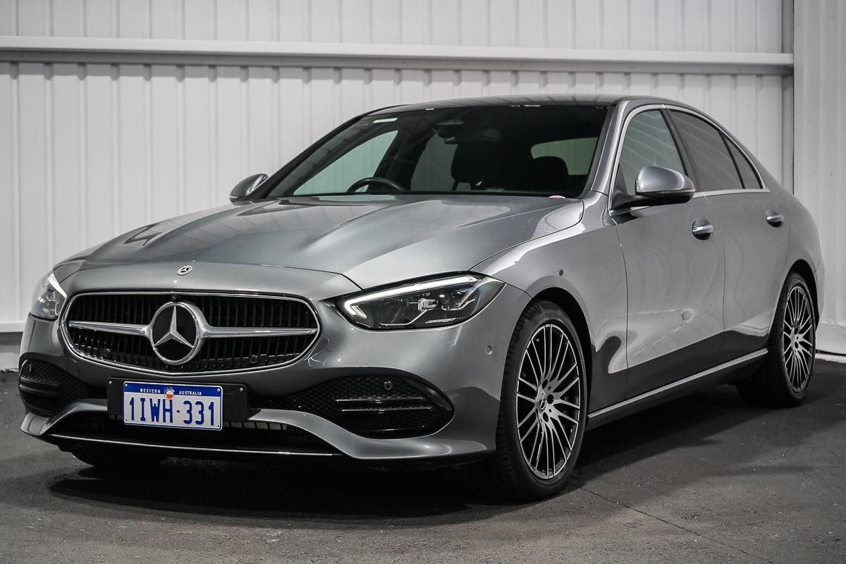 Mercedes Benz C-class image 4