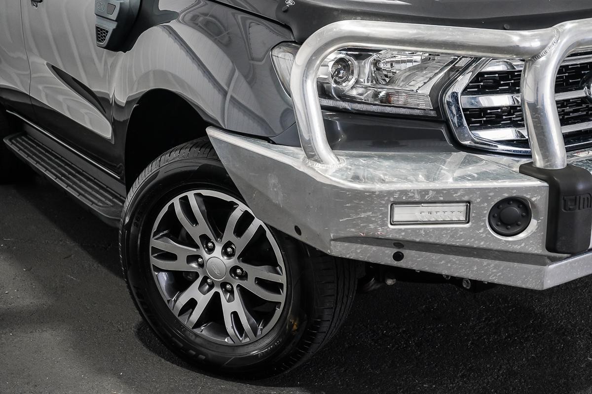 Ford Everest image 2