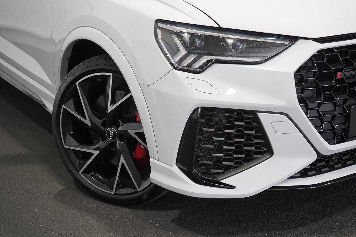 Audi Rs Q3 image 2