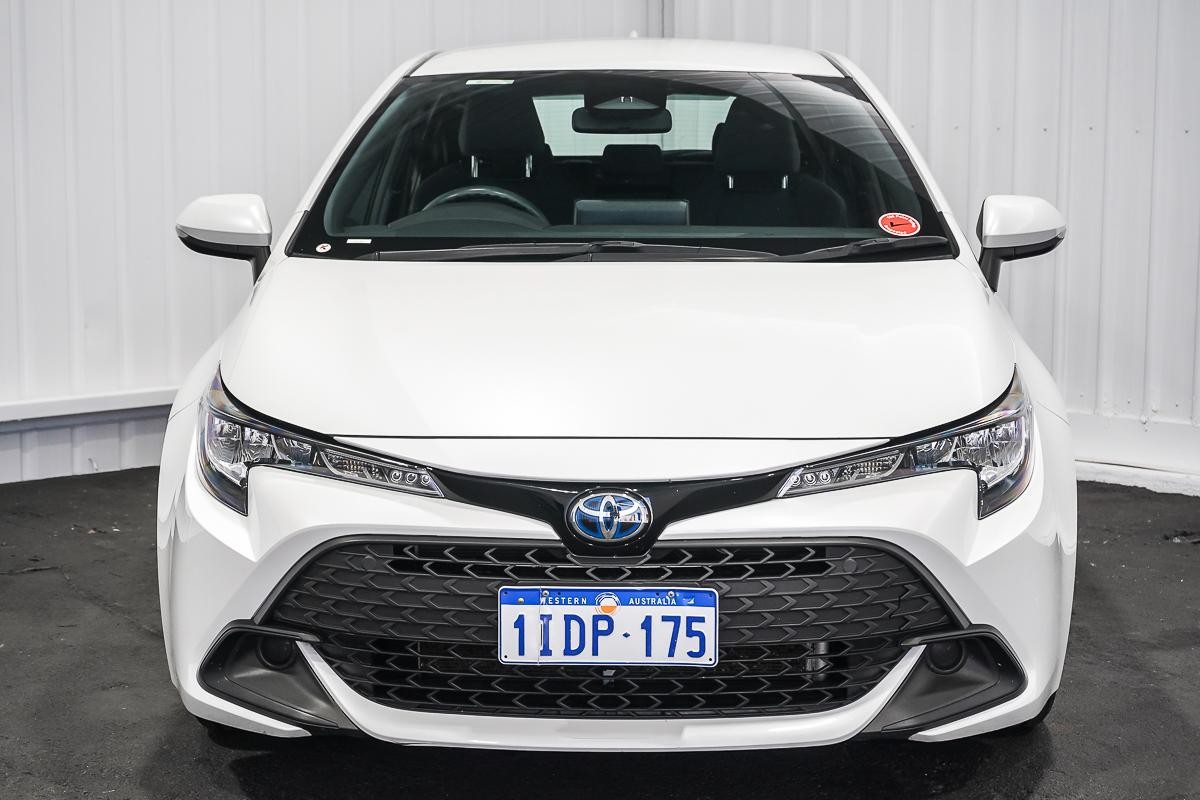 Toyota Corolla image 3