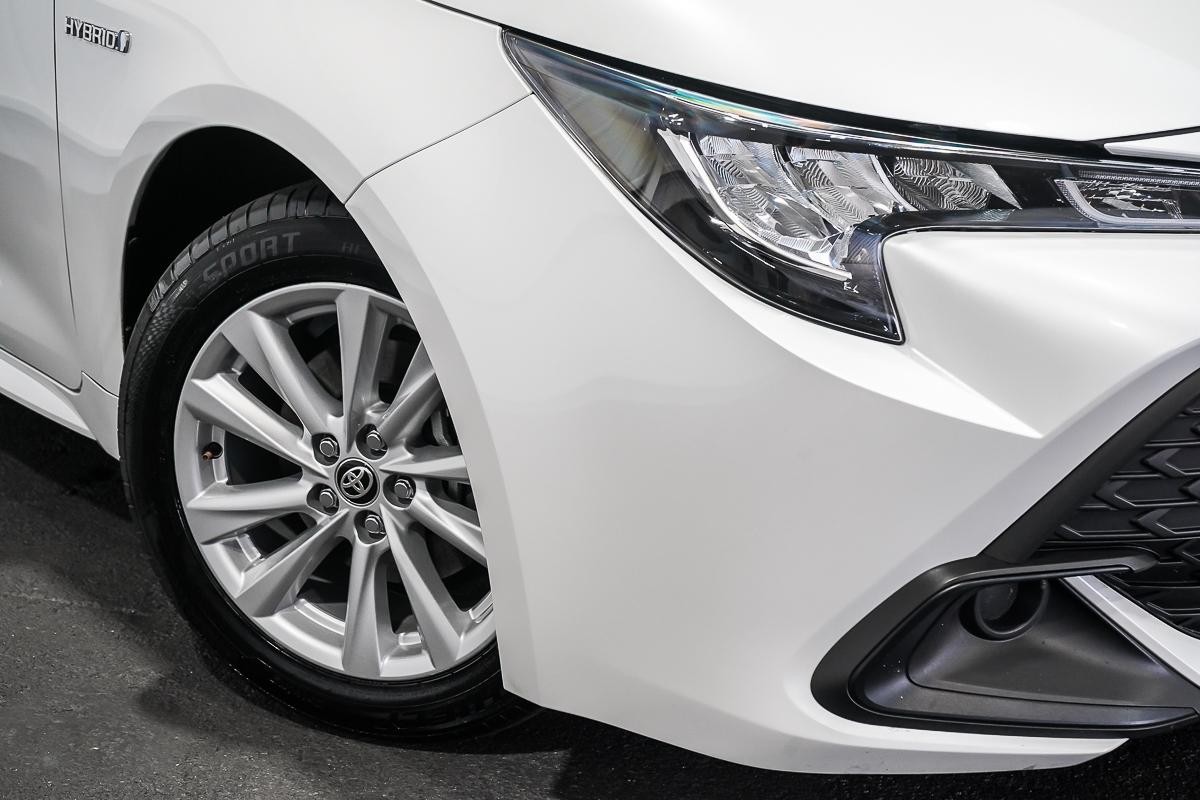 Toyota Corolla image 2