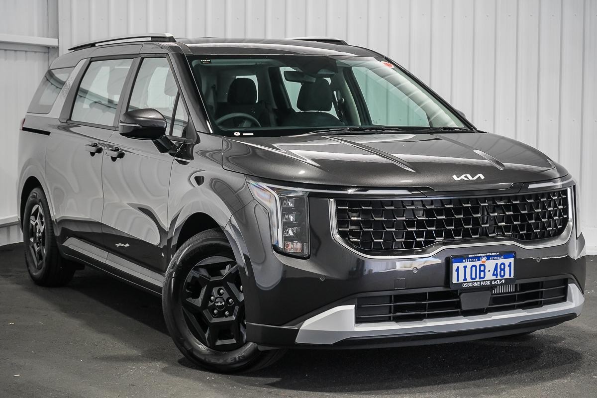 Kia Carnival image 1