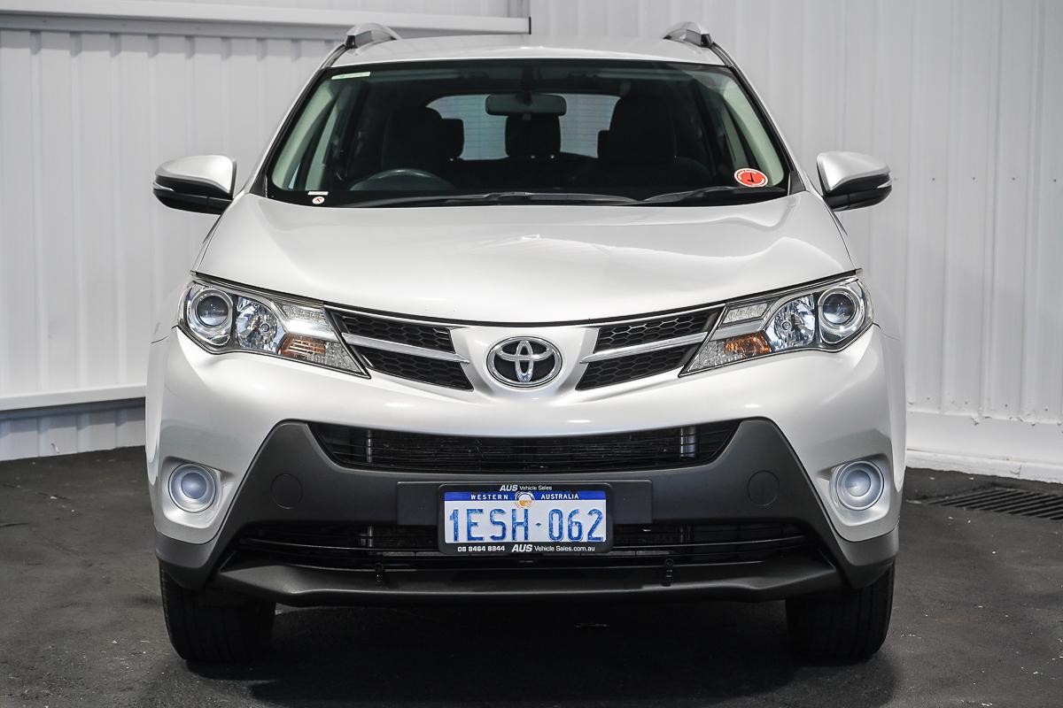 Toyota Rav4 image 3