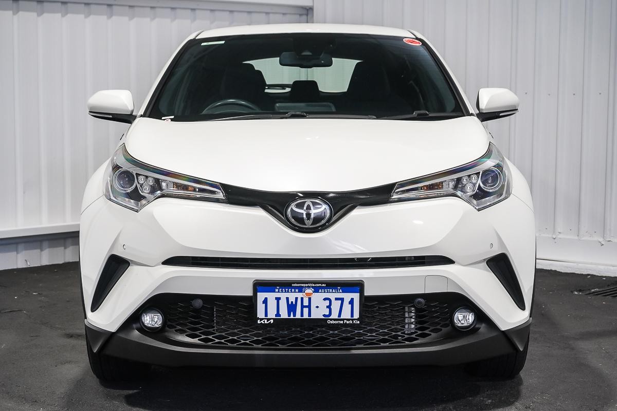 Toyota C-hr image 3