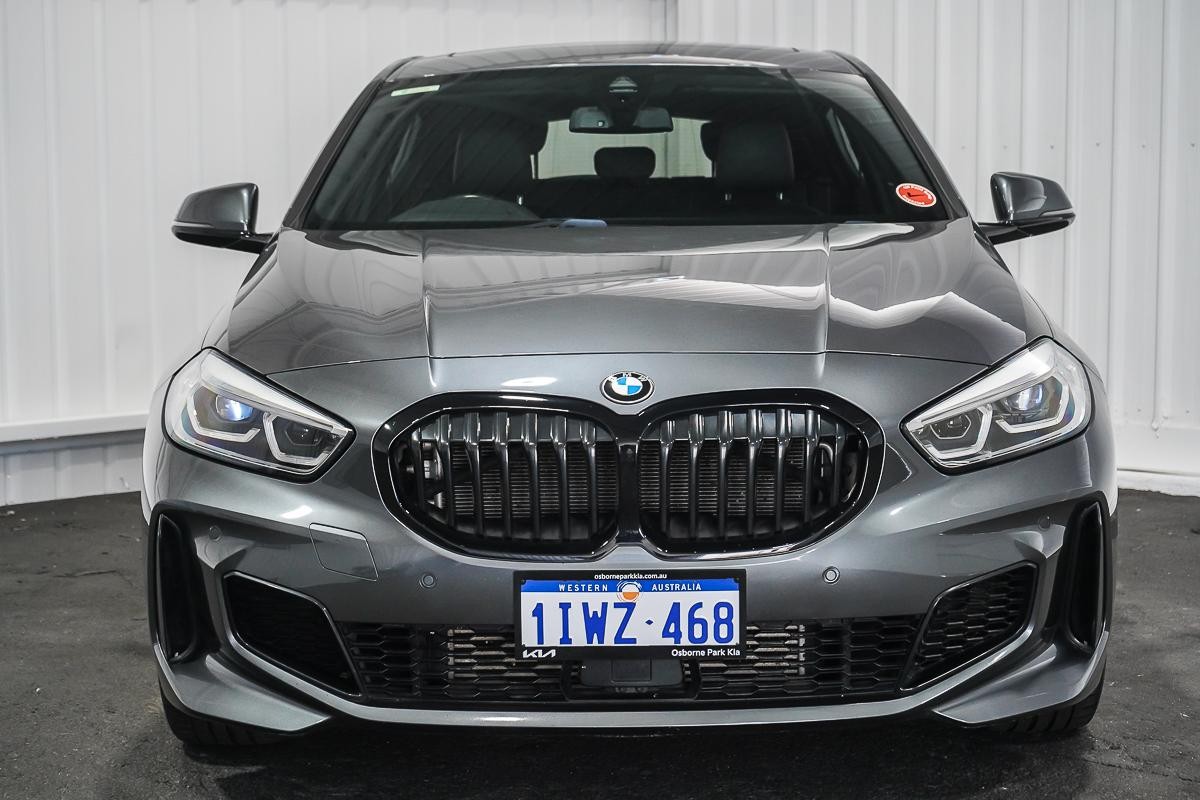 BMW 1 Series image 3