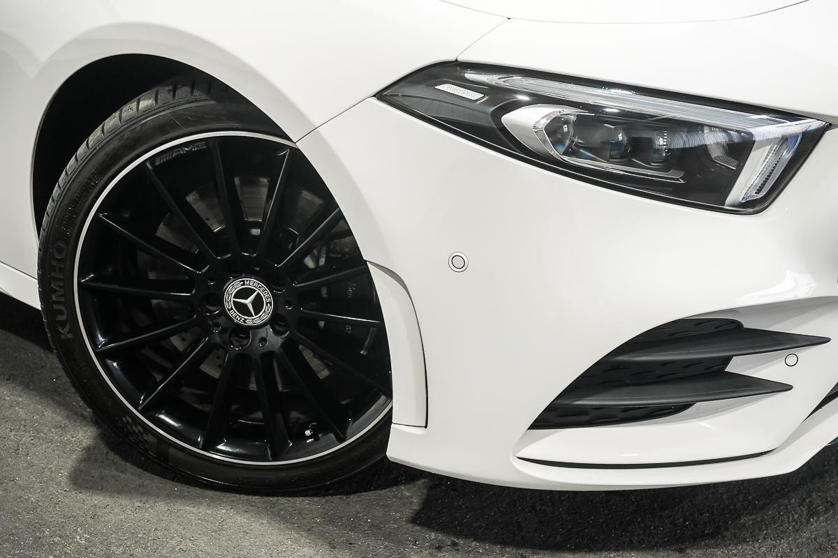 Mercedes Benz A-class image 2