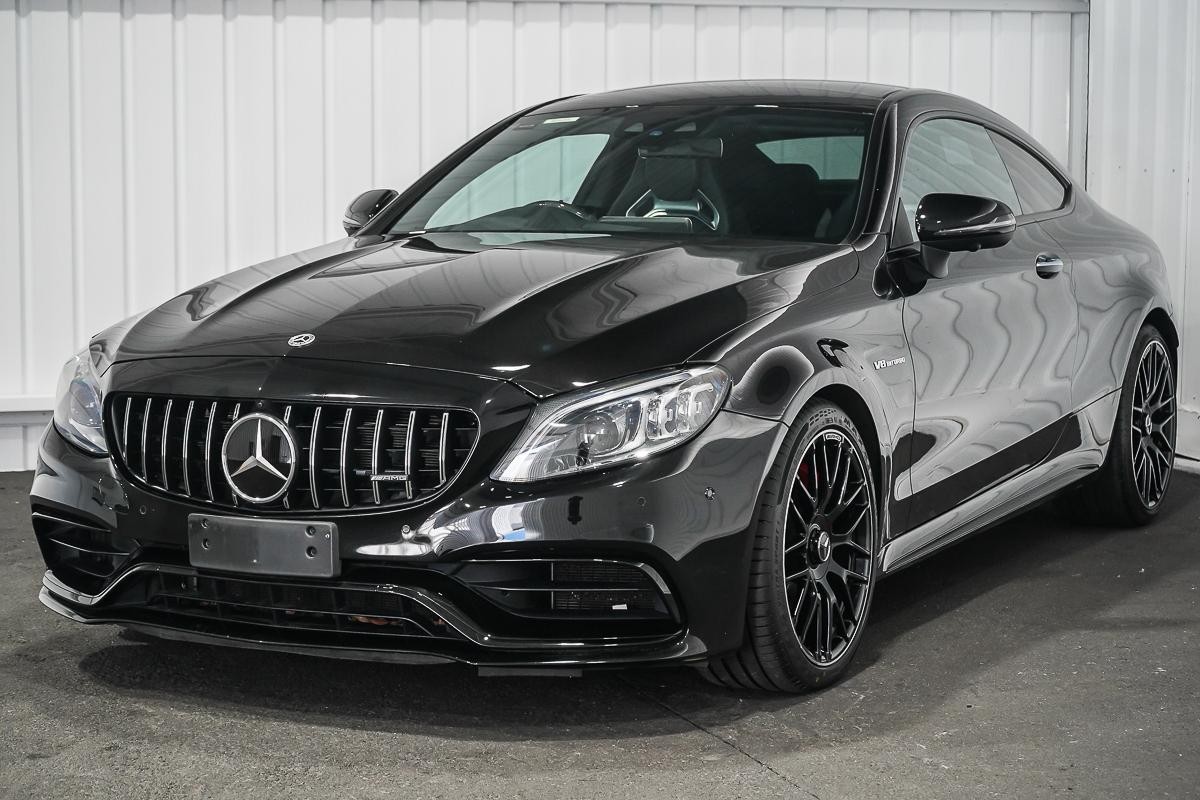 Mercedes Benz C-class image 4