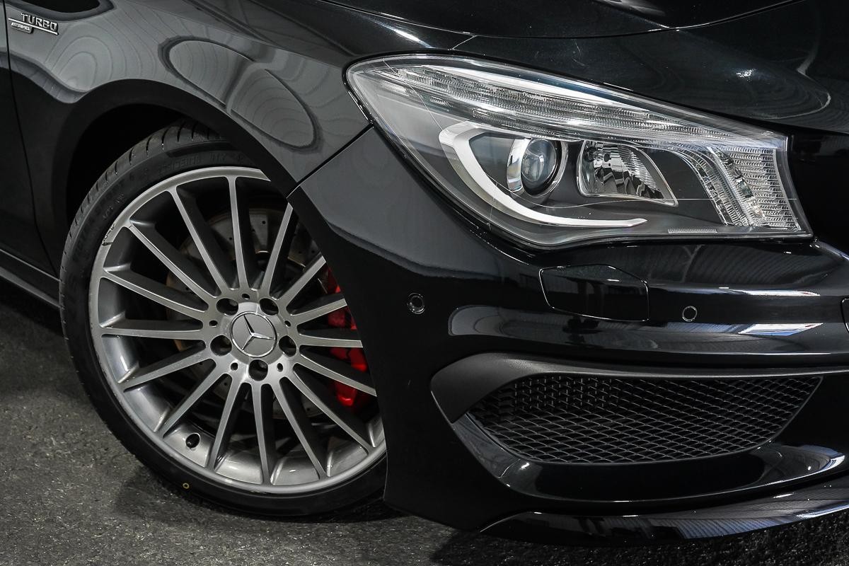 Mercedes Benz Cla-class image 2