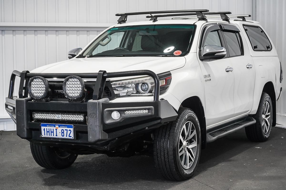 Toyota Hilux image 4