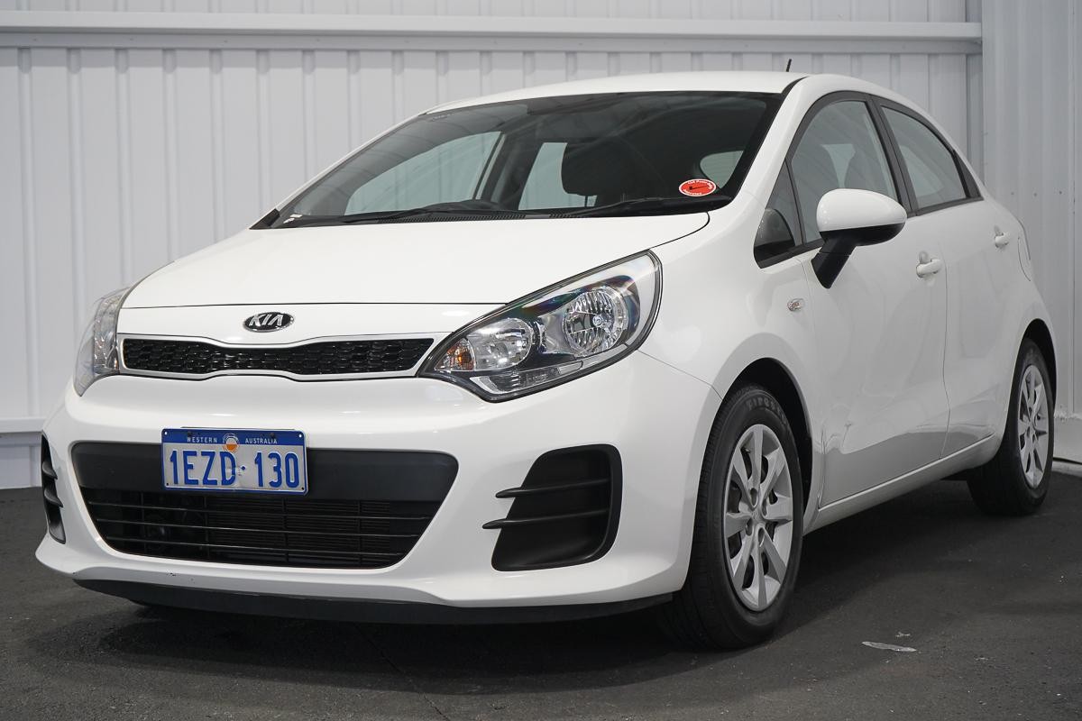 Kia Rio image 4