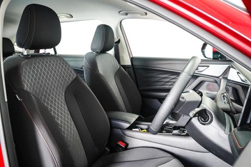 https://dvg-vehicle-assets.s3.amazonaws.com/1202820/xpeddhnjua7veqhoyasu0ax8.jpg