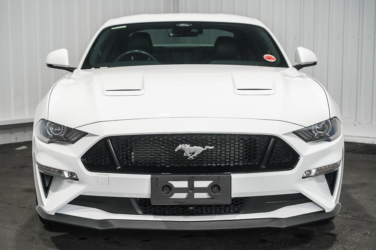 Ford Mustang image 3