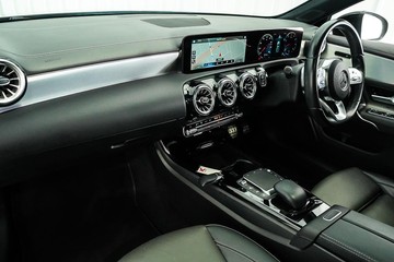https://dvg-vehicle-assets.s3.amazonaws.com/1202856/88m0mkv5468lz5obcf4cwe2g7.jpg