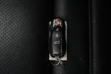 https://dvg-vehicle-assets.s3.amazonaws.com/1202880/1sx17veklyzfa72fdy609mcwg.jpg