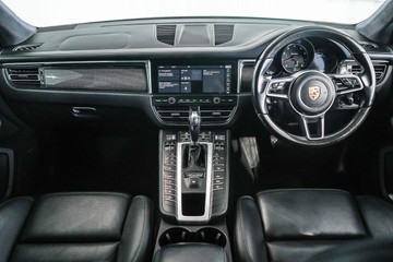 https://dvg-vehicle-assets.s3.amazonaws.com/1202880/23zp70ocov42ttjm67e75g0tj.jpg