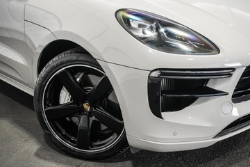 https://dvg-vehicle-assets.s3.amazonaws.com/1202880/8s03acfsu30mw5xb4kpy7188d.jpg