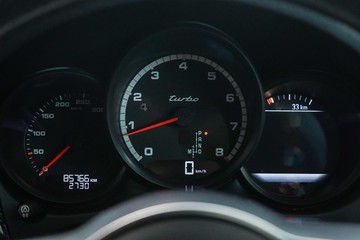 https://dvg-vehicle-assets.s3.amazonaws.com/1202880/edd1s2qxl0o32pw3lmod635aw.jpg