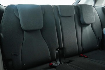 https://dvg-vehicle-assets.s3.amazonaws.com/1202897/p8kza2xgvv1k1xdy4f6ohee0.jpg