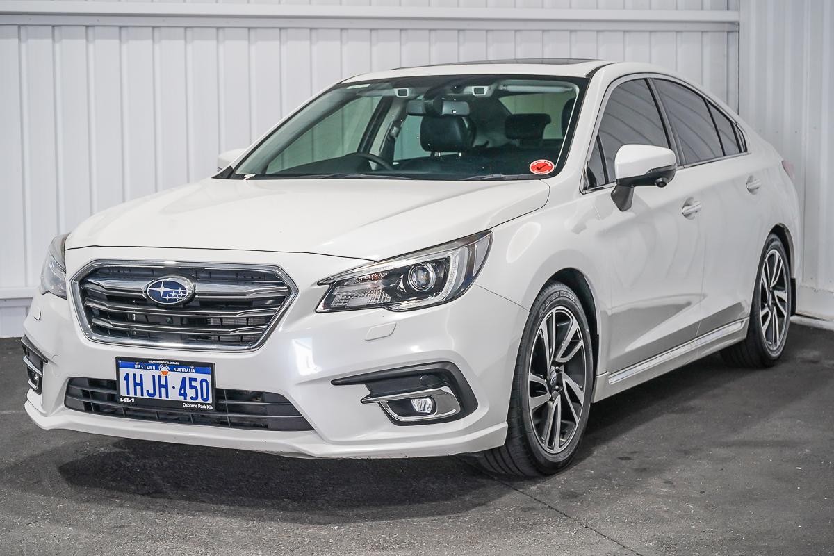 Subaru Liberty image 4
