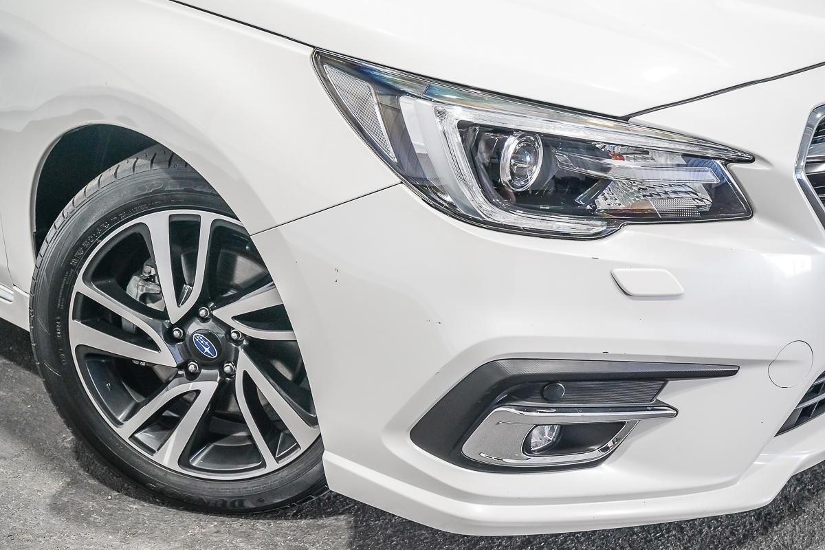 Subaru Liberty image 2