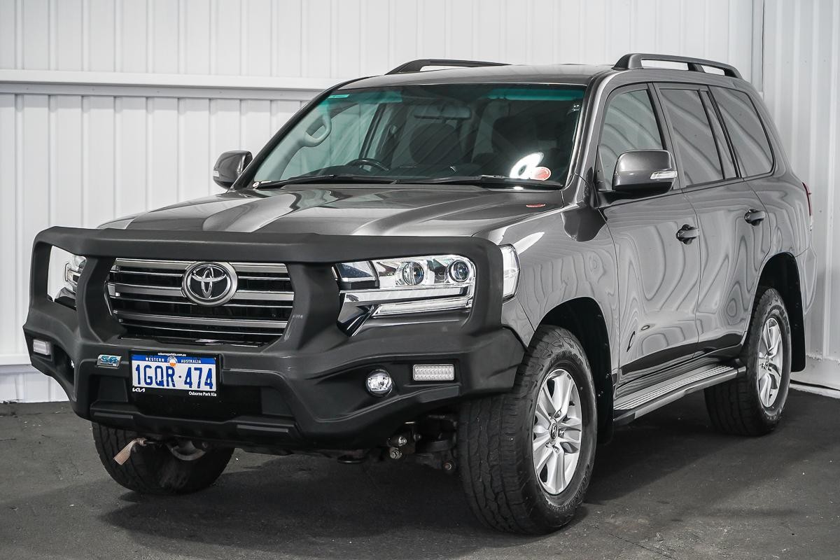 Toyota Landcruiser image 4