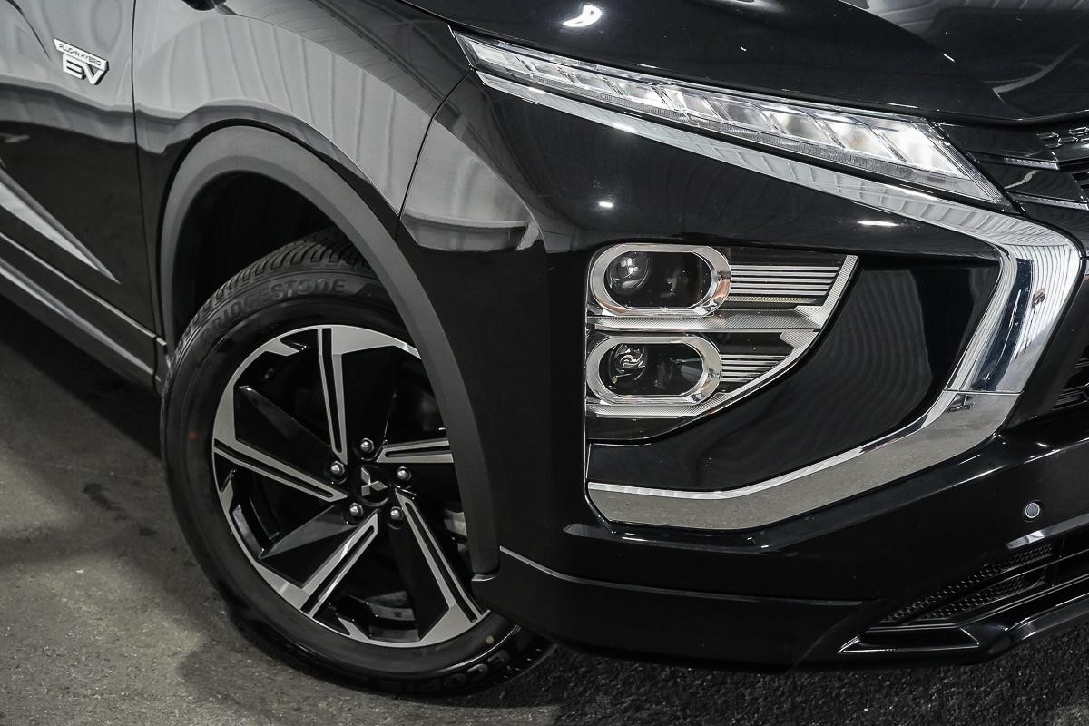 Mitsubishi Eclipse Cross image 2