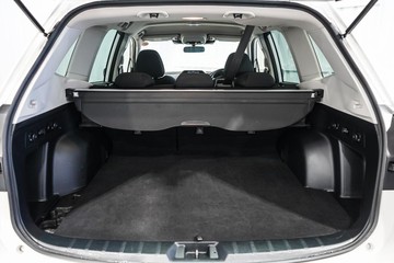 https://dvg-vehicle-assets.s3.amazonaws.com/1202931/e65xsrzxk4yliqnemnhcmg1rw.jpg
