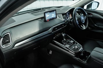https://dvg-vehicle-assets.s3.amazonaws.com/1202952/j3om1i863obg9i36jxam0j6q.jpg