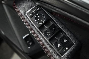 https://dvg-vehicle-assets.s3.amazonaws.com/1202963/7lu126rc7fuo1fsy6gibduo9z.jpg