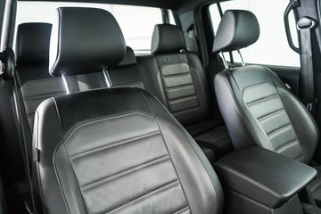 https://dvg-vehicle-assets.s3.amazonaws.com/1202965/dvda7s44zw48ug4yxh2zfhfi.jpg