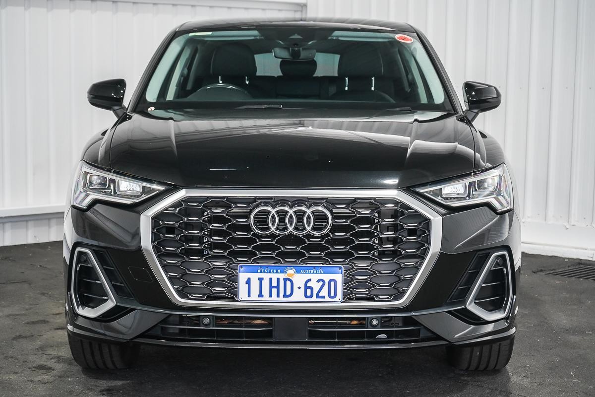 Audi Q3 image 3