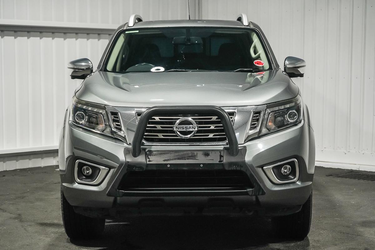 Nissan Navara image 3